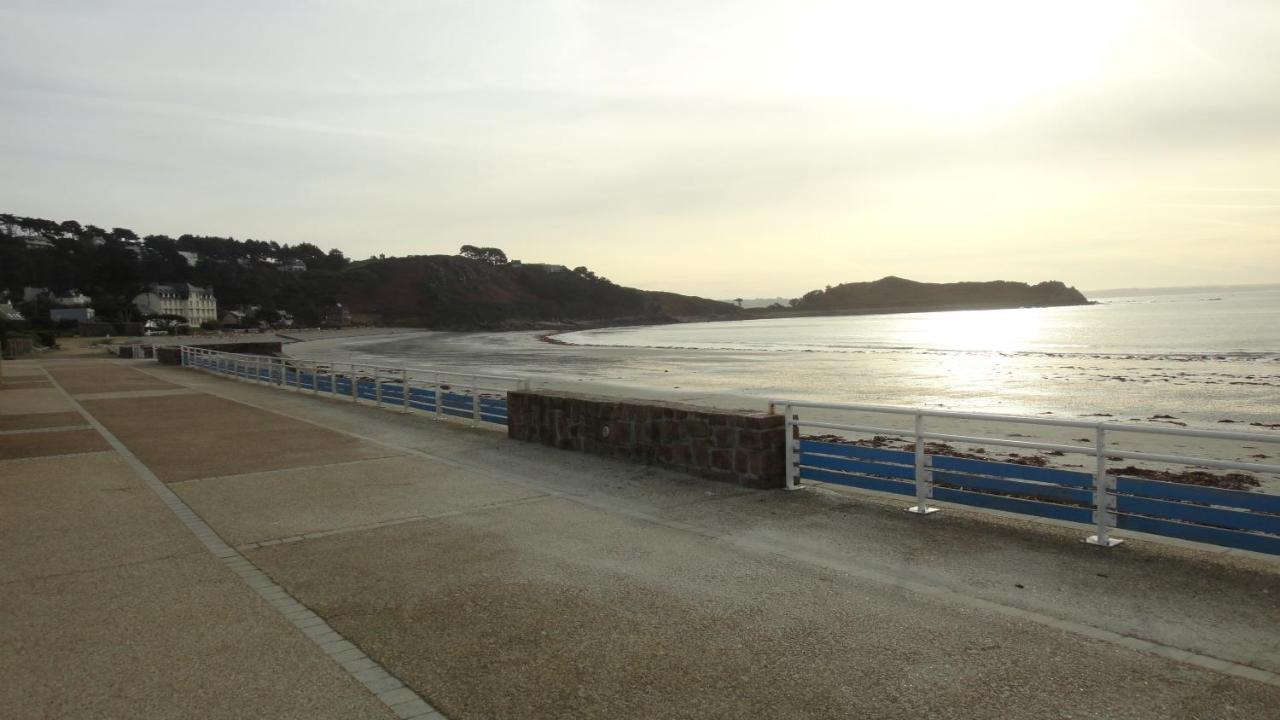 Tonn"O Loisirs Servel Exterior foto
